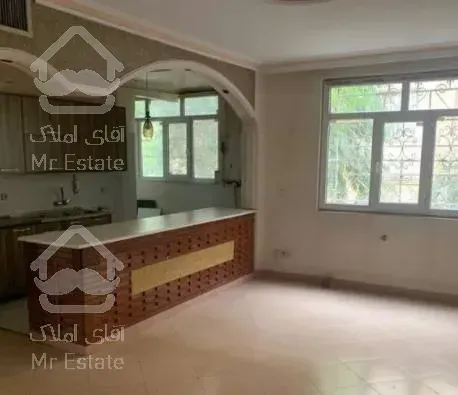 ۸۲ متر دو خواب مشرف به پارک