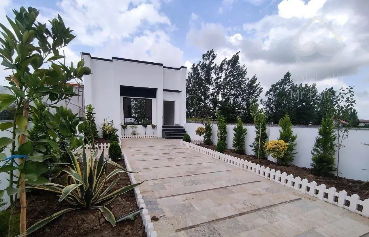 ویلا همکف کلیدنخورده 190 متری شهرکی سندتک‌برگ