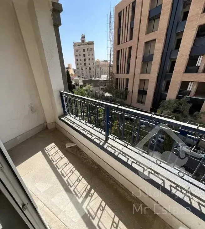 ۱۹۵متر۳خواب(بازسازی شده/خیابان کریمی)