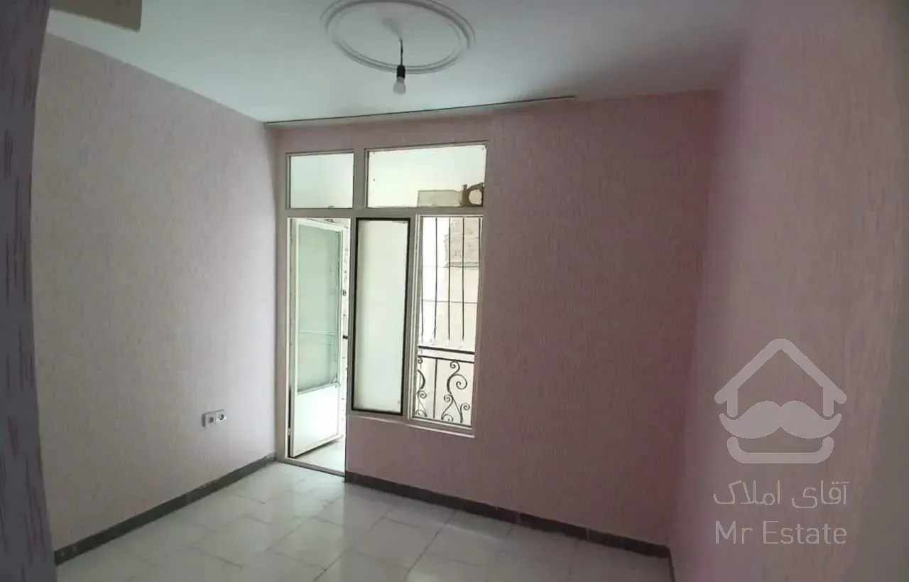اپارتمان 2 خوابه با پارکینگ