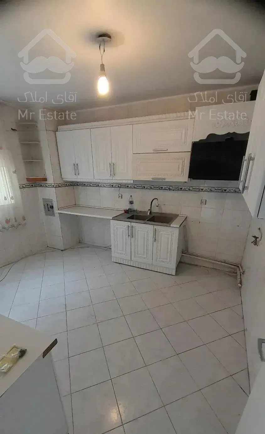 ۳ خواب ۱۳۰ متری/ فول بازسازی، تخلیه/ آپادانا