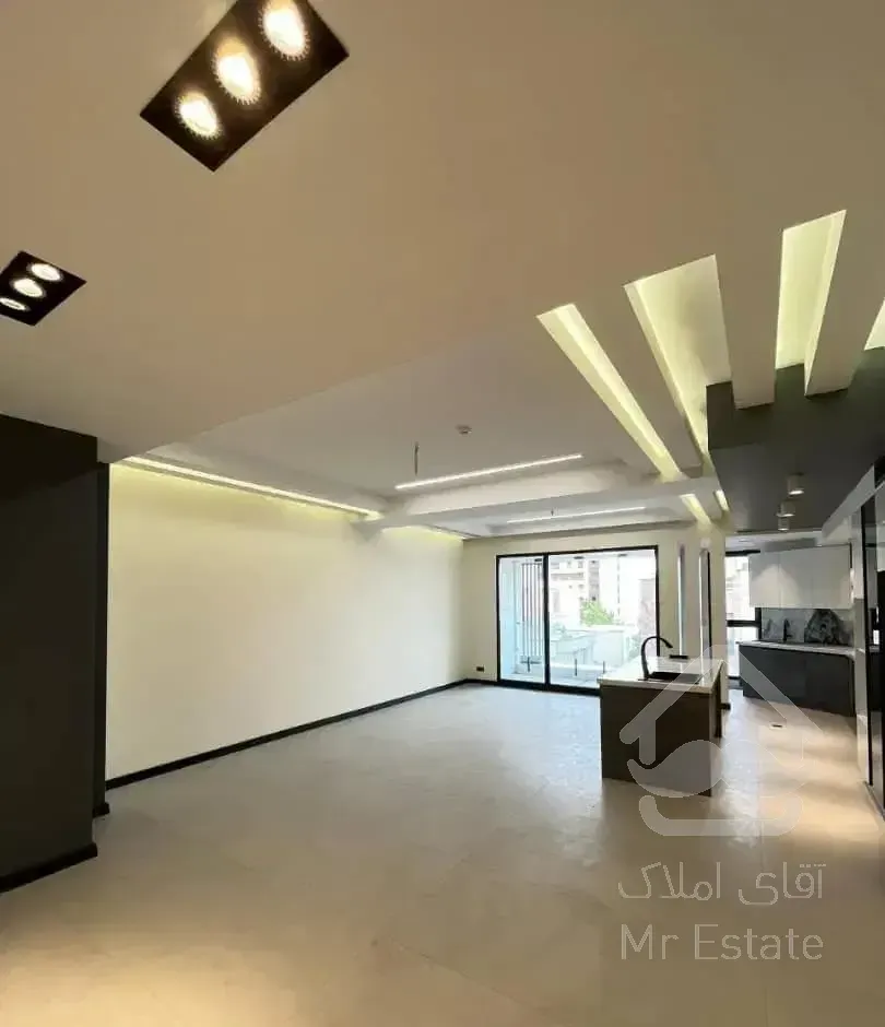 ۱۳۵ متر ، ۲ پارکینگ سندی ، فول مشاعات ، سازه مدرن