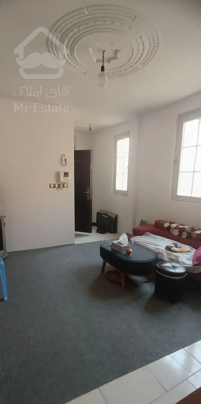 آپارتمان ۴۴ متری ط دوم/ابتدای خ خوش/سرمایه گذاری