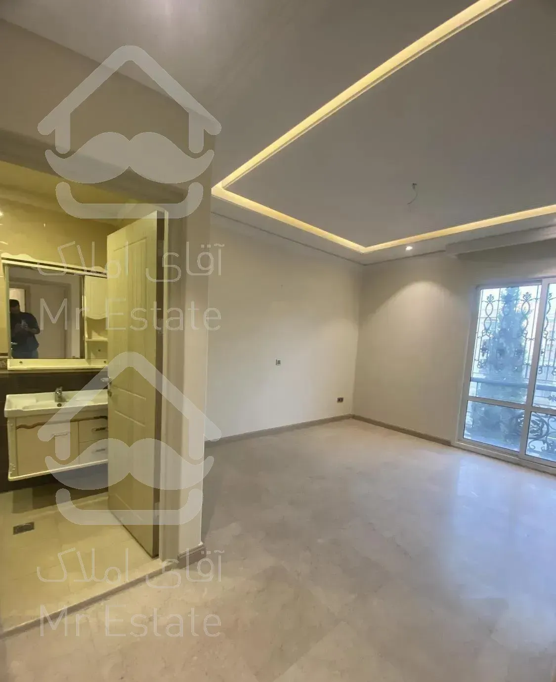 بالاترازمیرداماد۱۶۸متر۳خواب ۲پارکینگ سندی