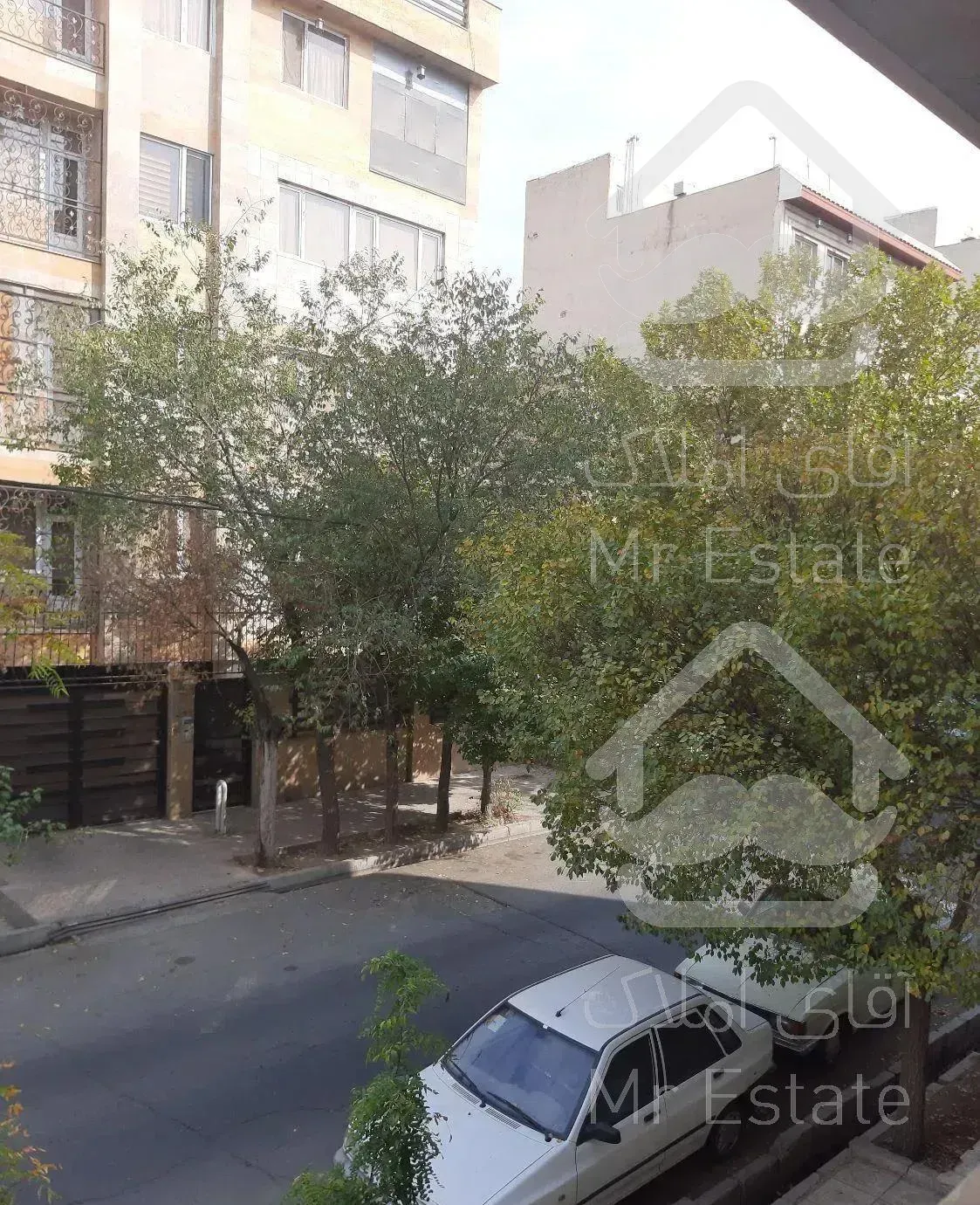 ۱۱۹متر ۳خوابه تک واحدی نوساز