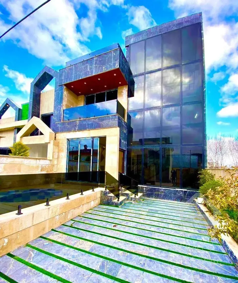 ویلا تریبلکس /روفگارن /کل ۳/۵