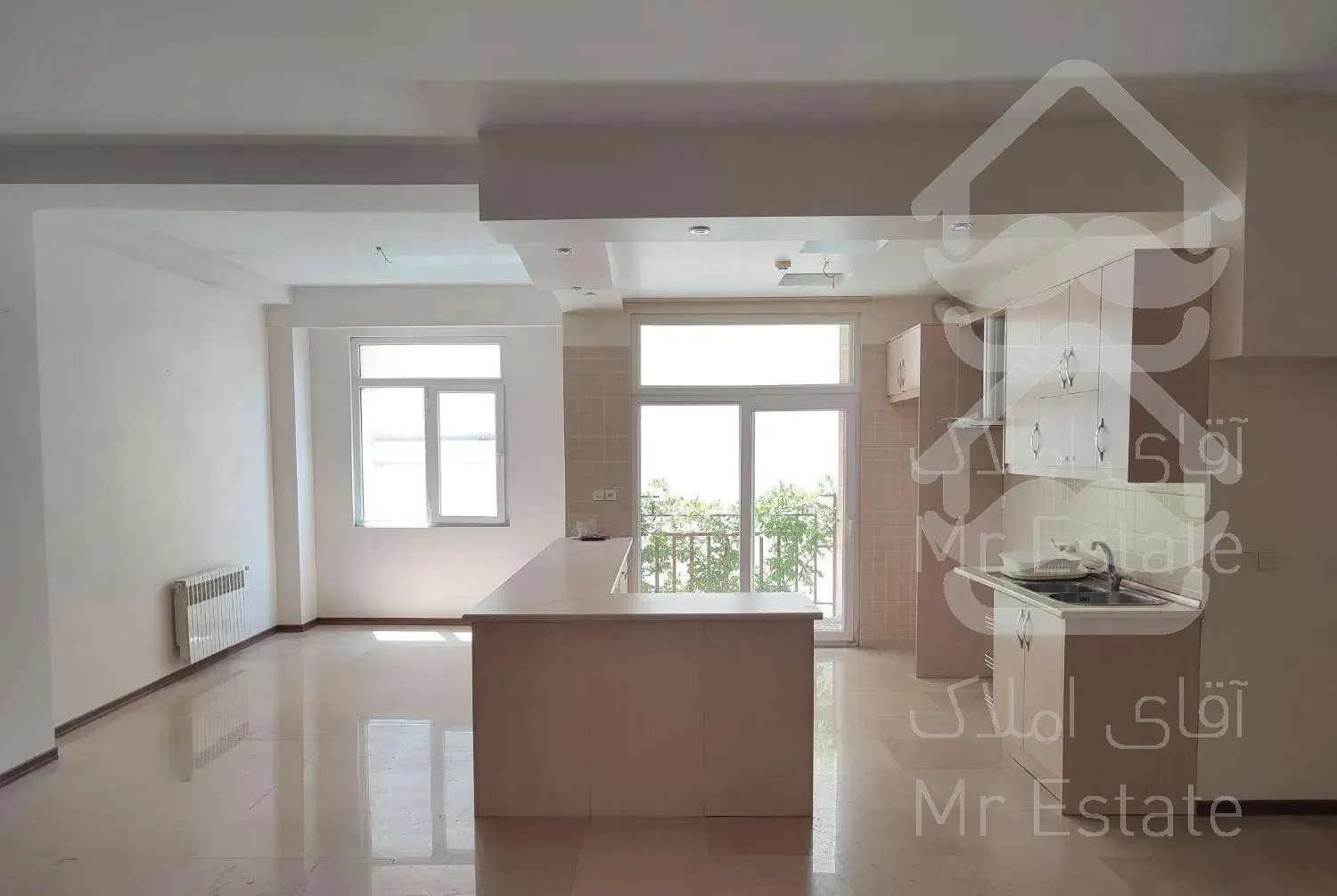 آپارتمان ۱۱۰ متر سالن پرده خور، فول