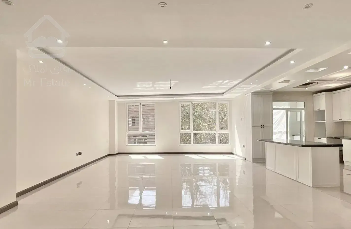 کـلـیدنـخـورده / ۱۷۰متر ۳خواب /مــ‌رزداران شـرقــی