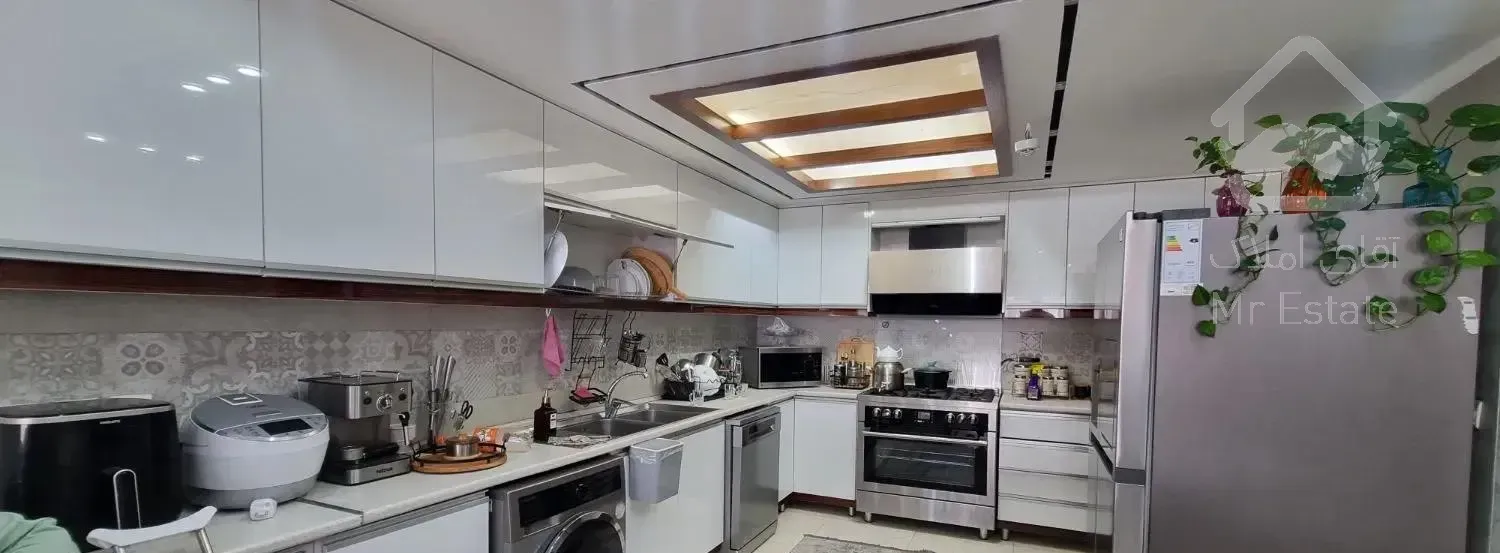 ۹۳ متر / تاپ لوکیشن/ویو مشجر