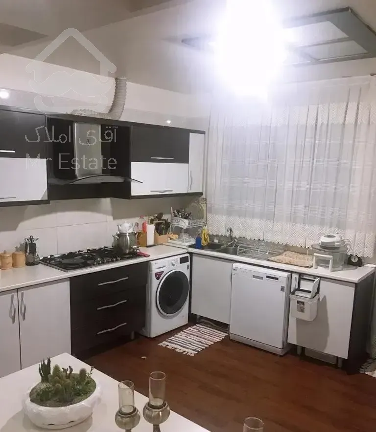 ۱۲۰متر۲خواب/فول امکانات/پونک/اشرفی تیراژه