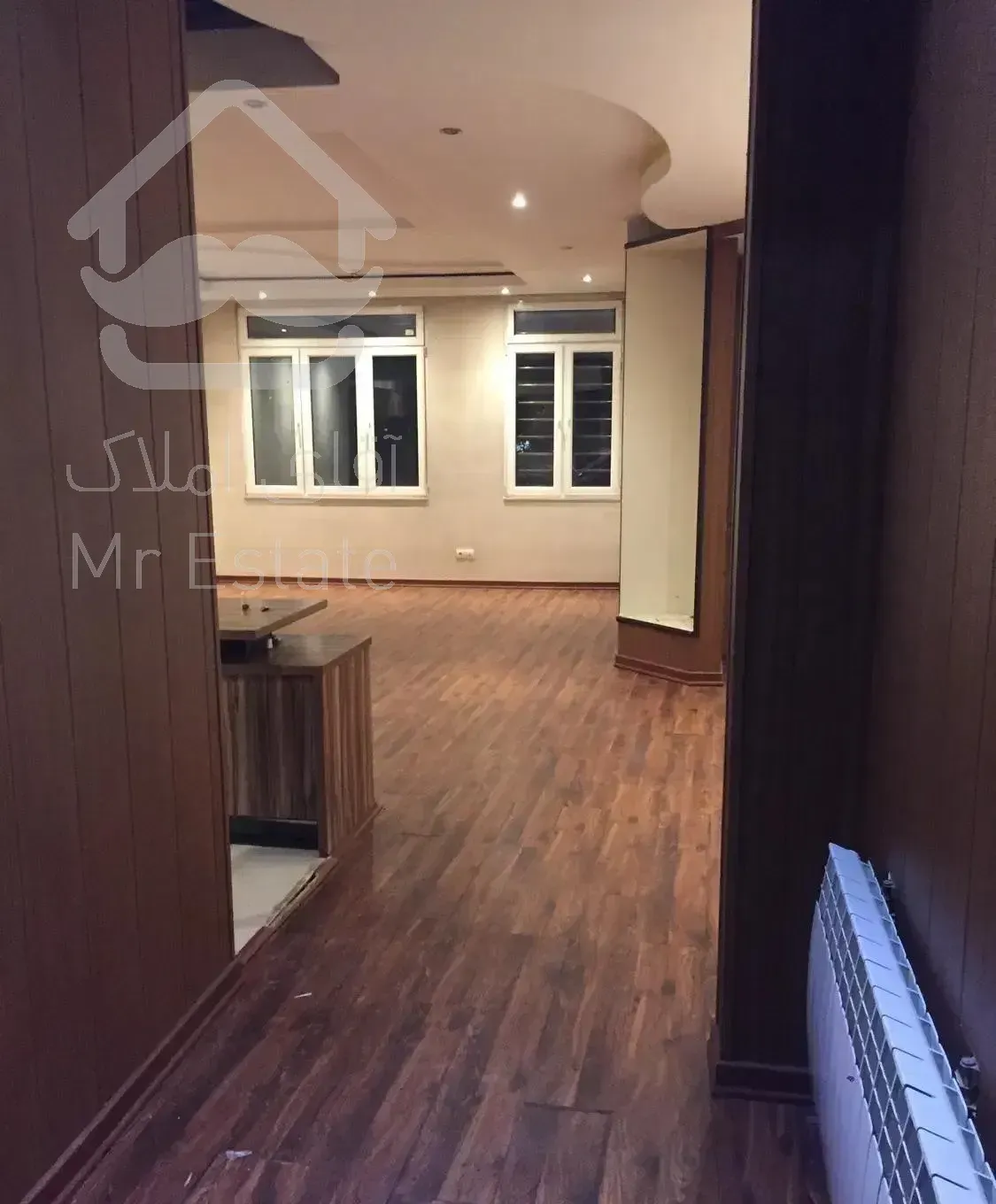 120 متری فول طبقه اول پشت حاشیه پیروزی