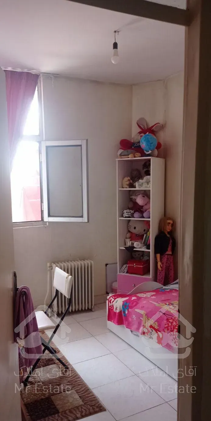 85 متر طبقه اول تمیز