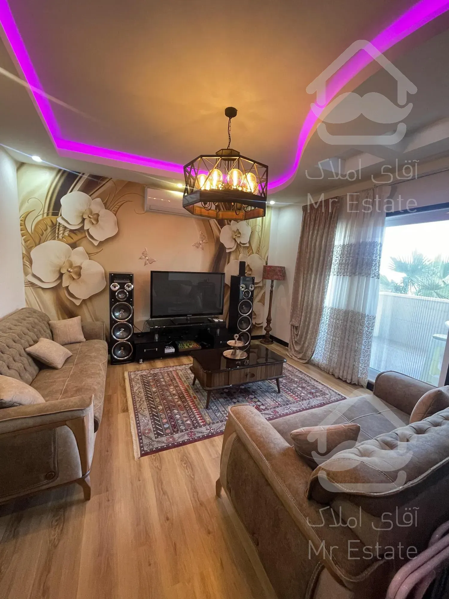 فروش فوری ویلا ۳۰۰ متری در سرخرود