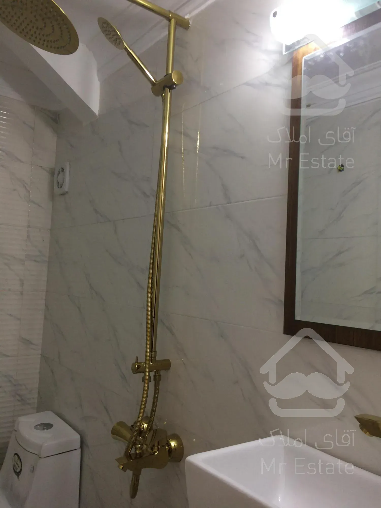 ۱۰۰متر تک واحدی صادقیه فردوس شرق زیر قیمت