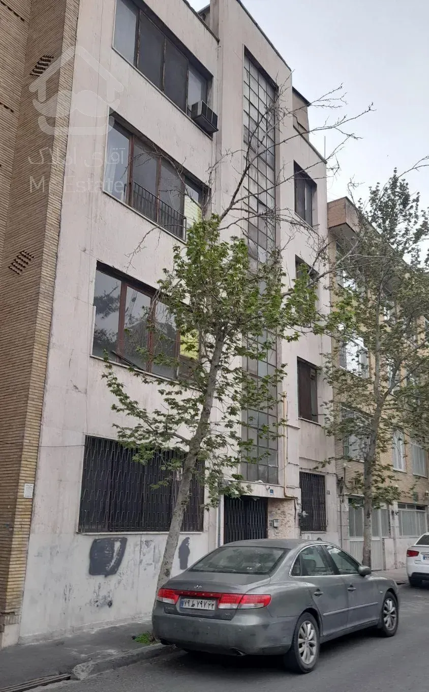 آپارتمان ۴ طبقه ۴ واحد سند تکبرگ هر واحد تهران