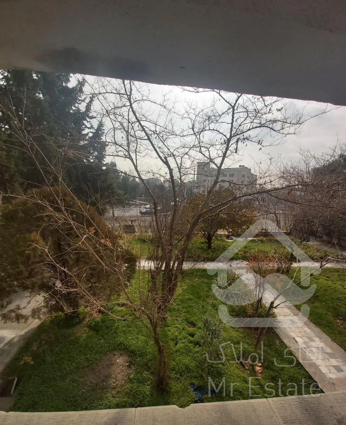 ۱۰۰ متر سعادت آباد حیاط دار