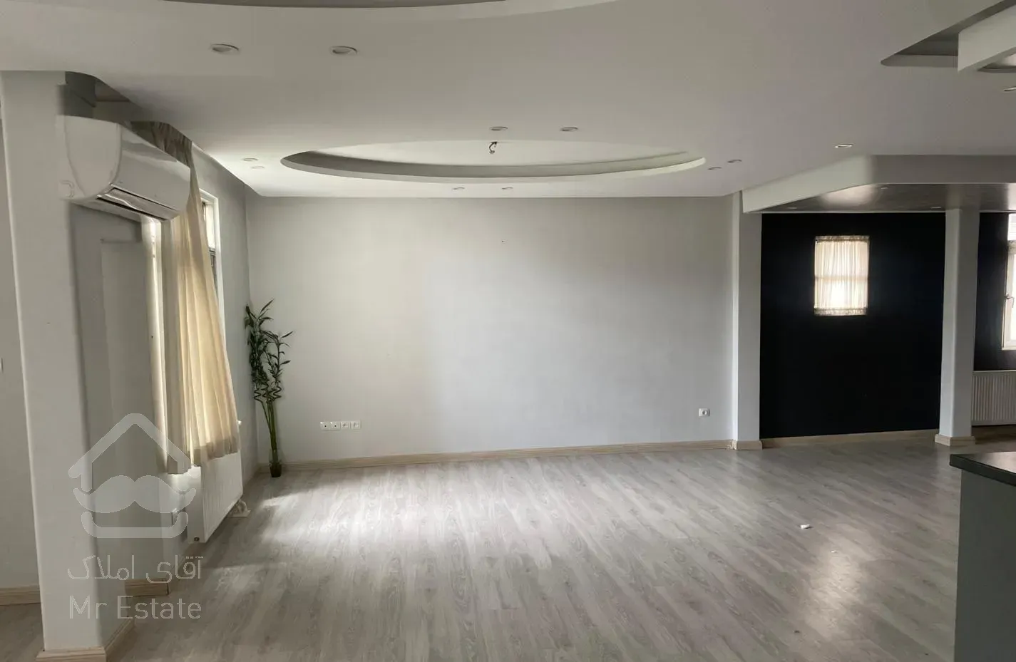 آپارتمان 145متر/3خوابه/طبقه1/آرژانتین/پارک ساعی