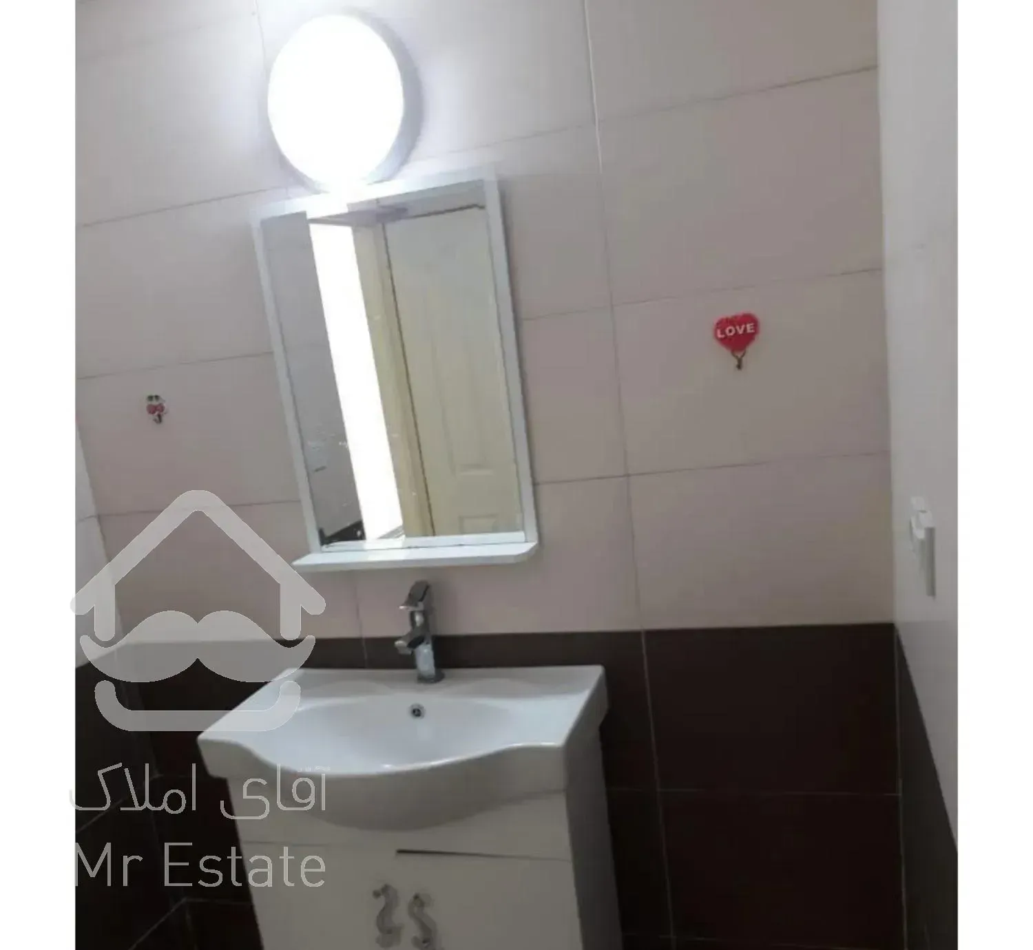 آپارتمان 87 متری دو خواب ویو کامل دریاچه