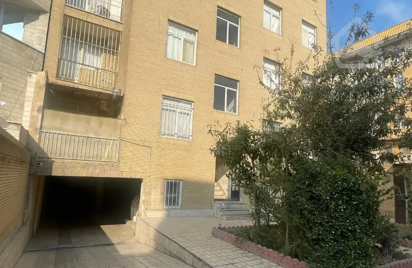 رهن کامل واحد ۶۵ متر دوخوابه نورگیر در تهرانسر