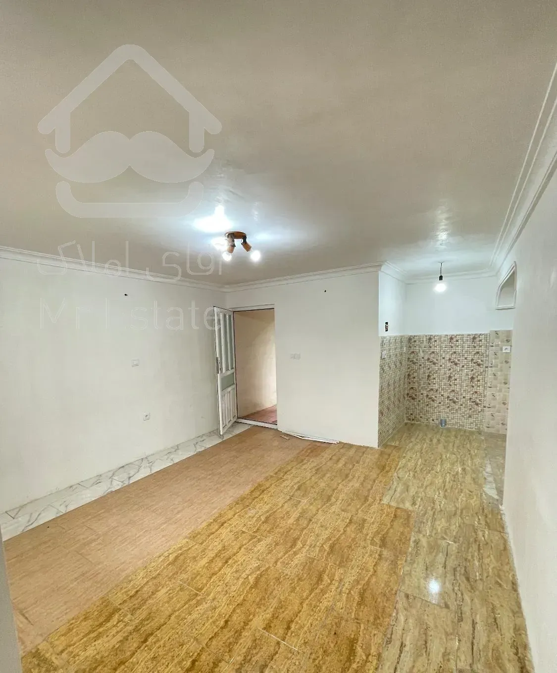 ۲۱۰ متر زمین ۷۰ متر بنا نوساز در تنکابن