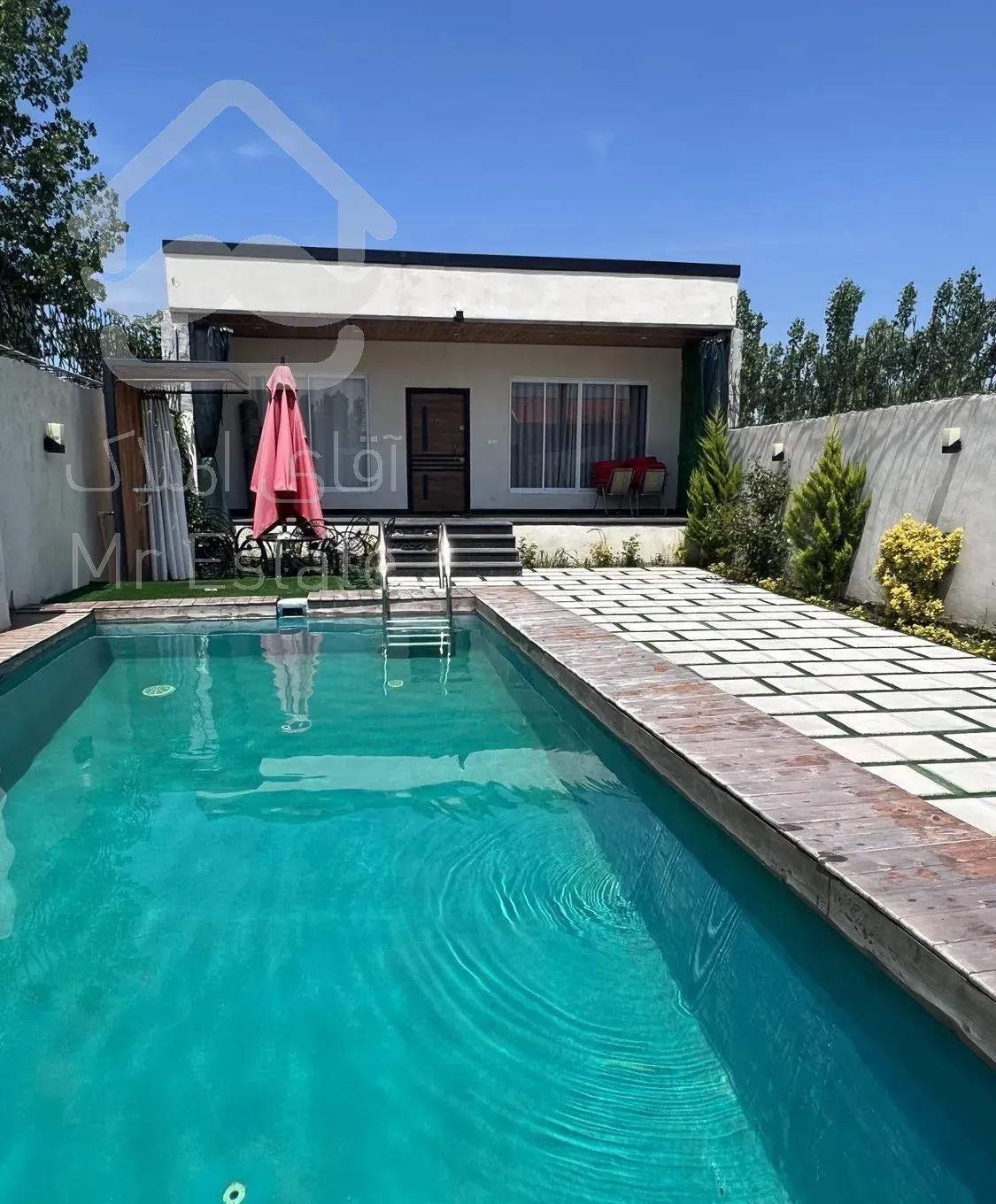 ویلای شیک استخر دار ۲۰۰ متری / خوش موقعیت