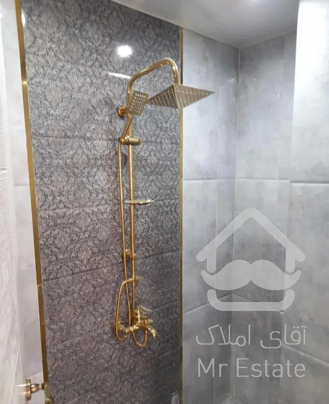 ۱۳۵ متر سه خواب صفر سند اماده شیک و برند