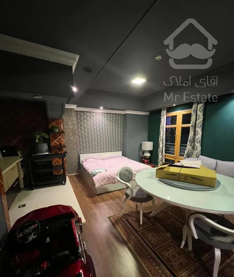 فرشته ۴۰۰ متر تاپ‌لوکیشن