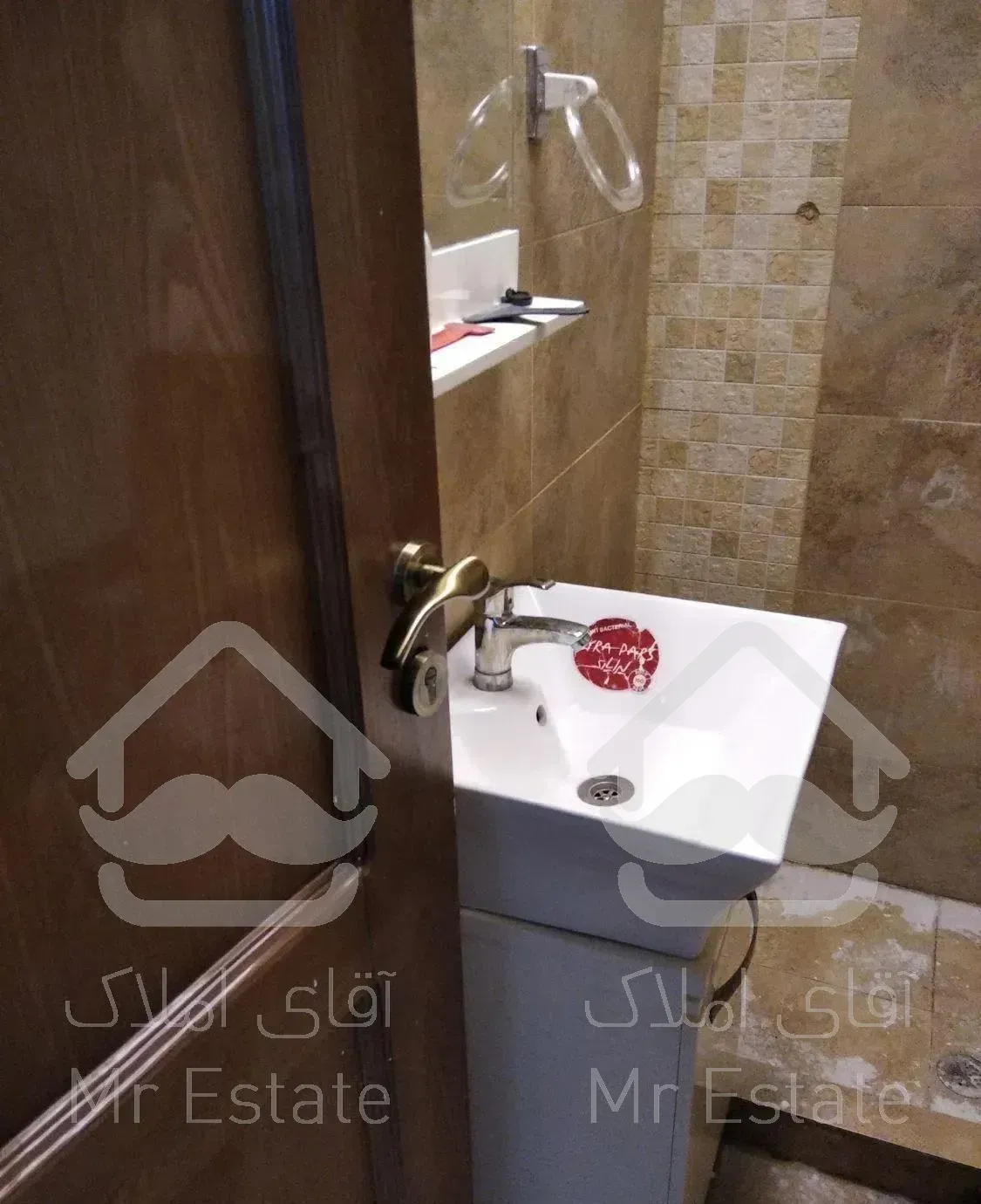 آپارتمان نوساز ۱۵۲ متری ۳ خوابه فرعی  بهار