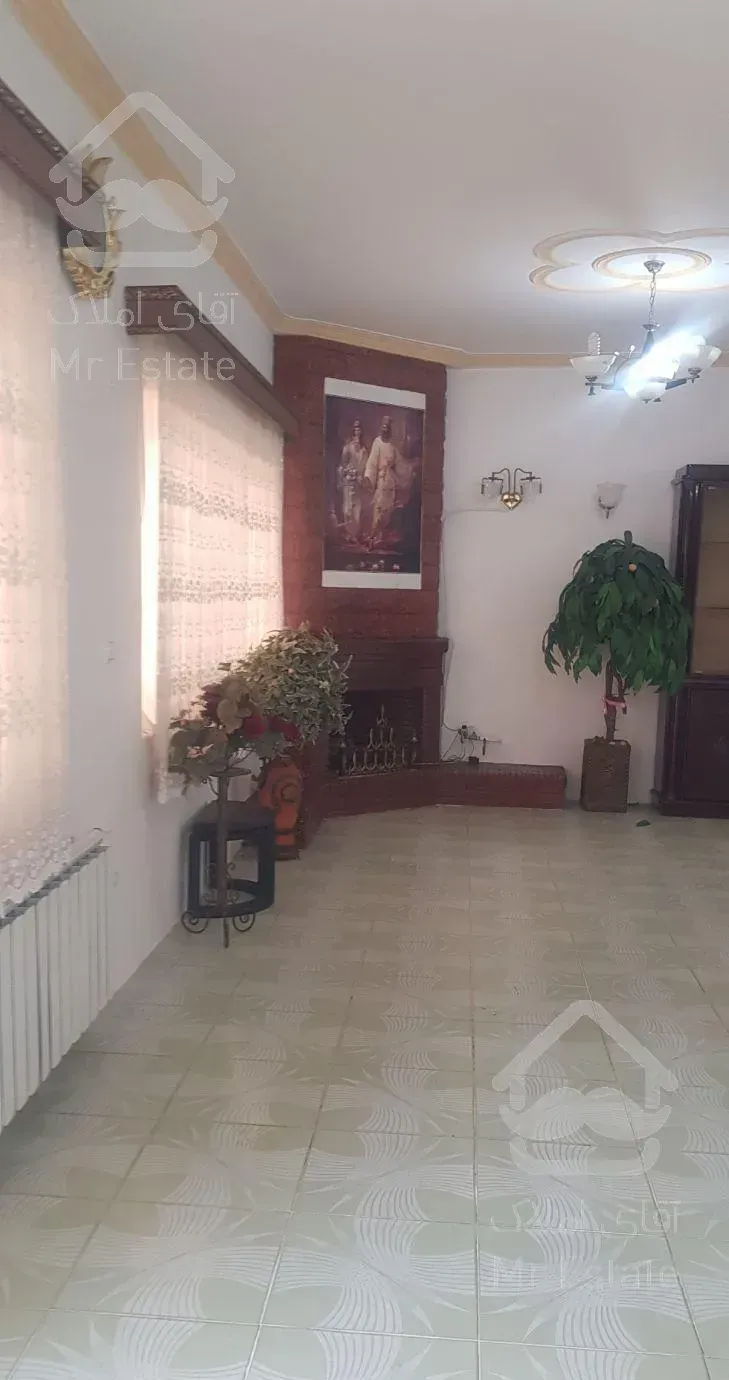 آپارتمان ۲۵۰ متری داخل شهرک ساحلی