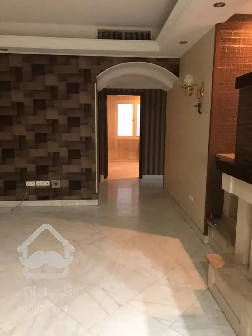 ۱۷۶متر/۳ خوابه/ فول/شمال کاشانی/