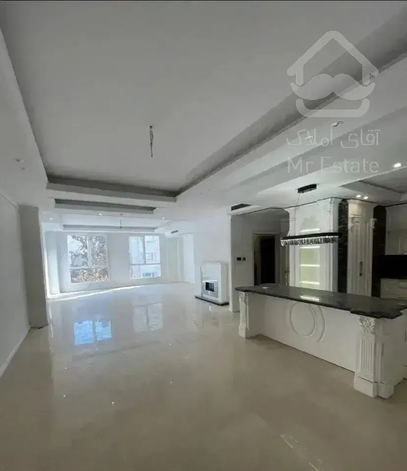 ۱۳۵متر۳خواب/فول امکانات/کلیدنخورده/۲پارکینگ سندی