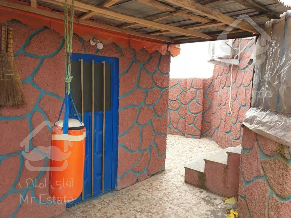 زمین مسکونی دارای سوئیت نقلی