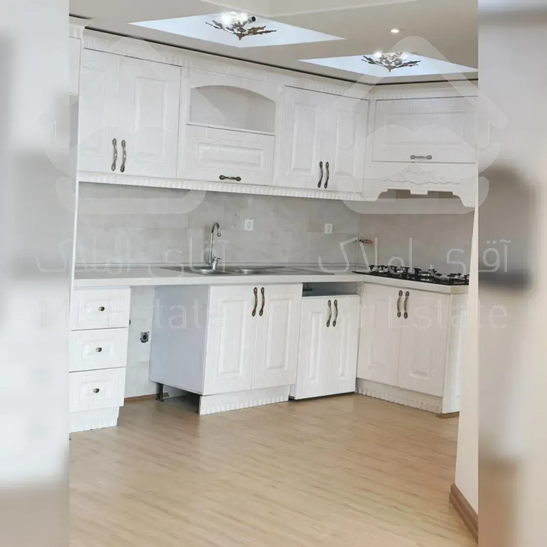 ۸۲متر/۲خواب/فول امکانات/سازمان برنامه