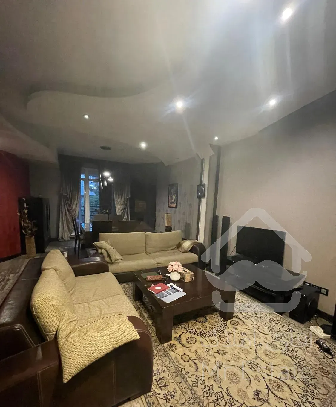 ۹۰ متر، ۲ خواب ،فول امکانات قلب جلفا