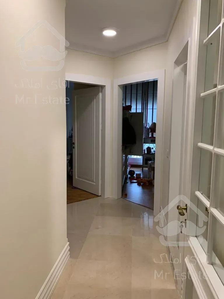 210 متری فرمانیه سنبل