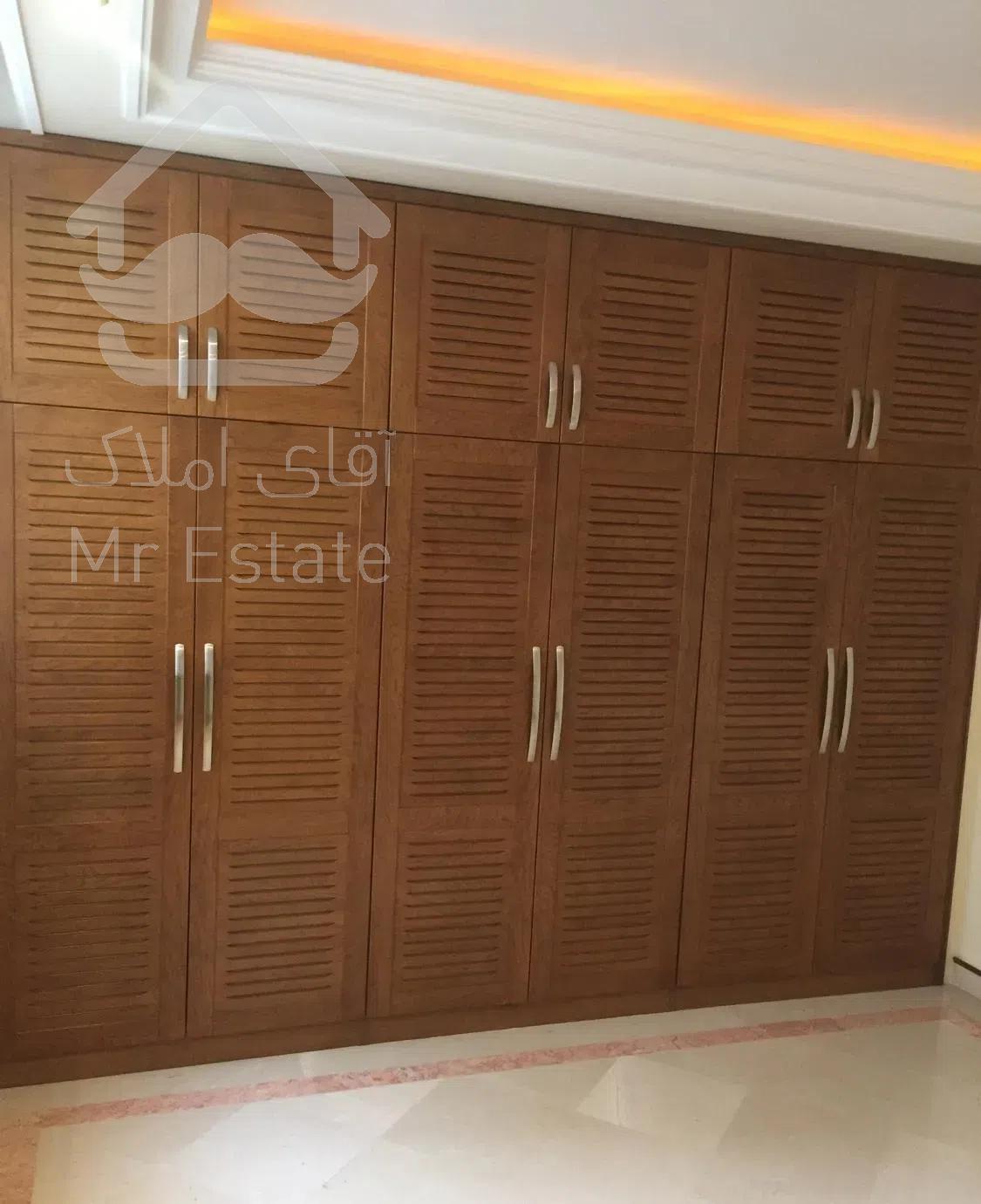 ١٥٠ متر ٣ خواب فرمانیه (دیباجى شمالى )