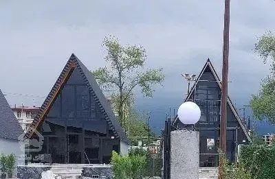 متل قو ساحلی پلاک یک دریا رهن کامل ویلای سوییسی.