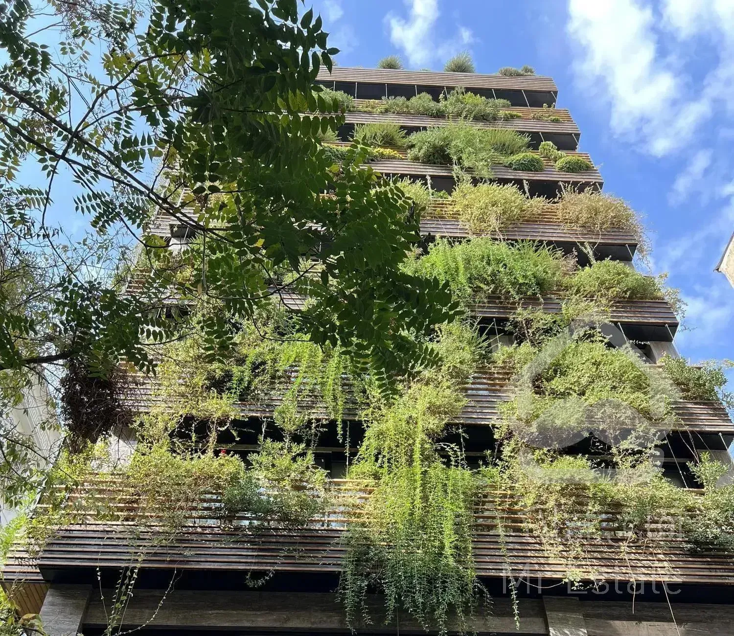 ۱۵۲متر تکمیل دوخواب معماری خاص و منحصر بفرد