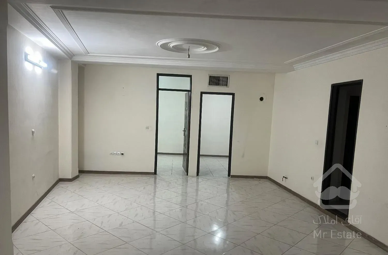 آپارتمان ۹۰ متری ورامین هوانیروز۲