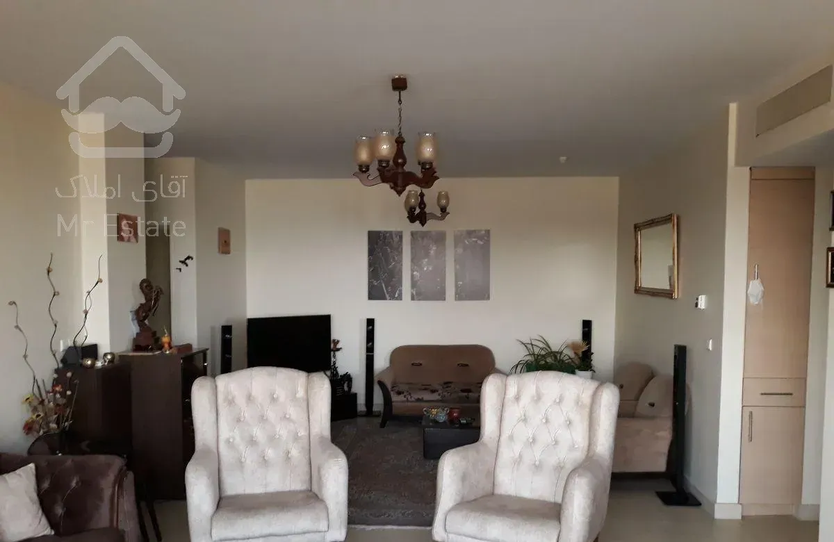 آپارتمان ۹۸ متر دو خواب در  لوکیشن