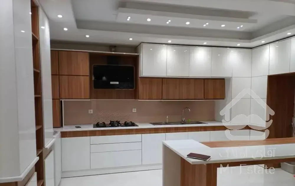 آپارتمان ۱۲۰ متری ۳ خوابه (سنددار)