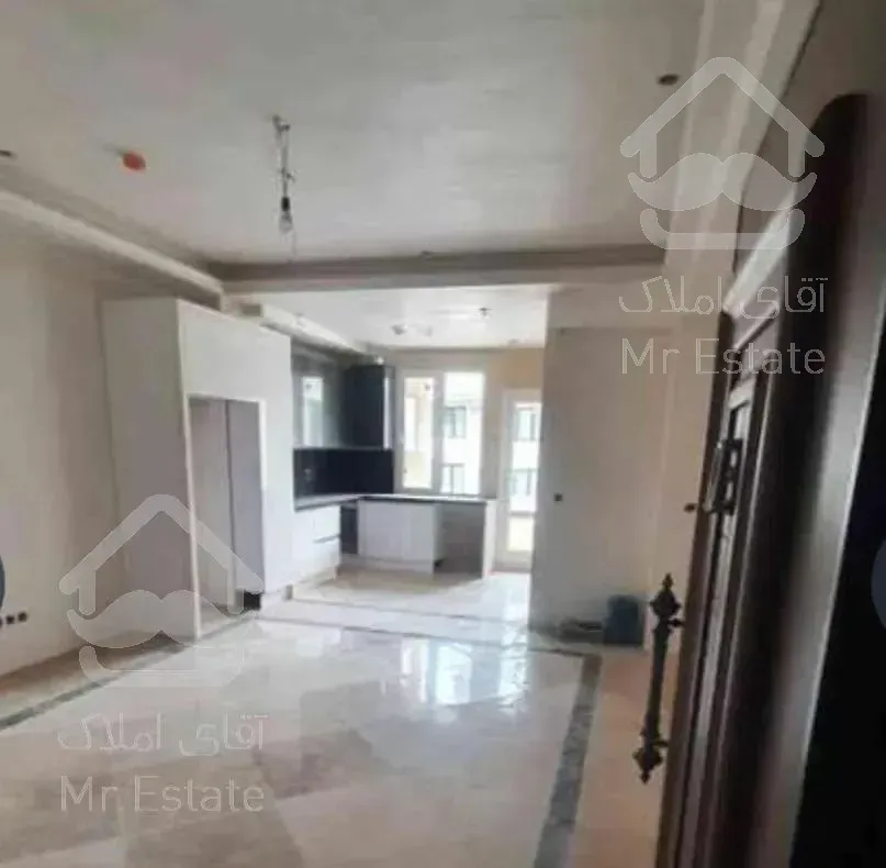 ۳ طبقه ۷ واحدی یکجا و نوساز در سرو آزاد