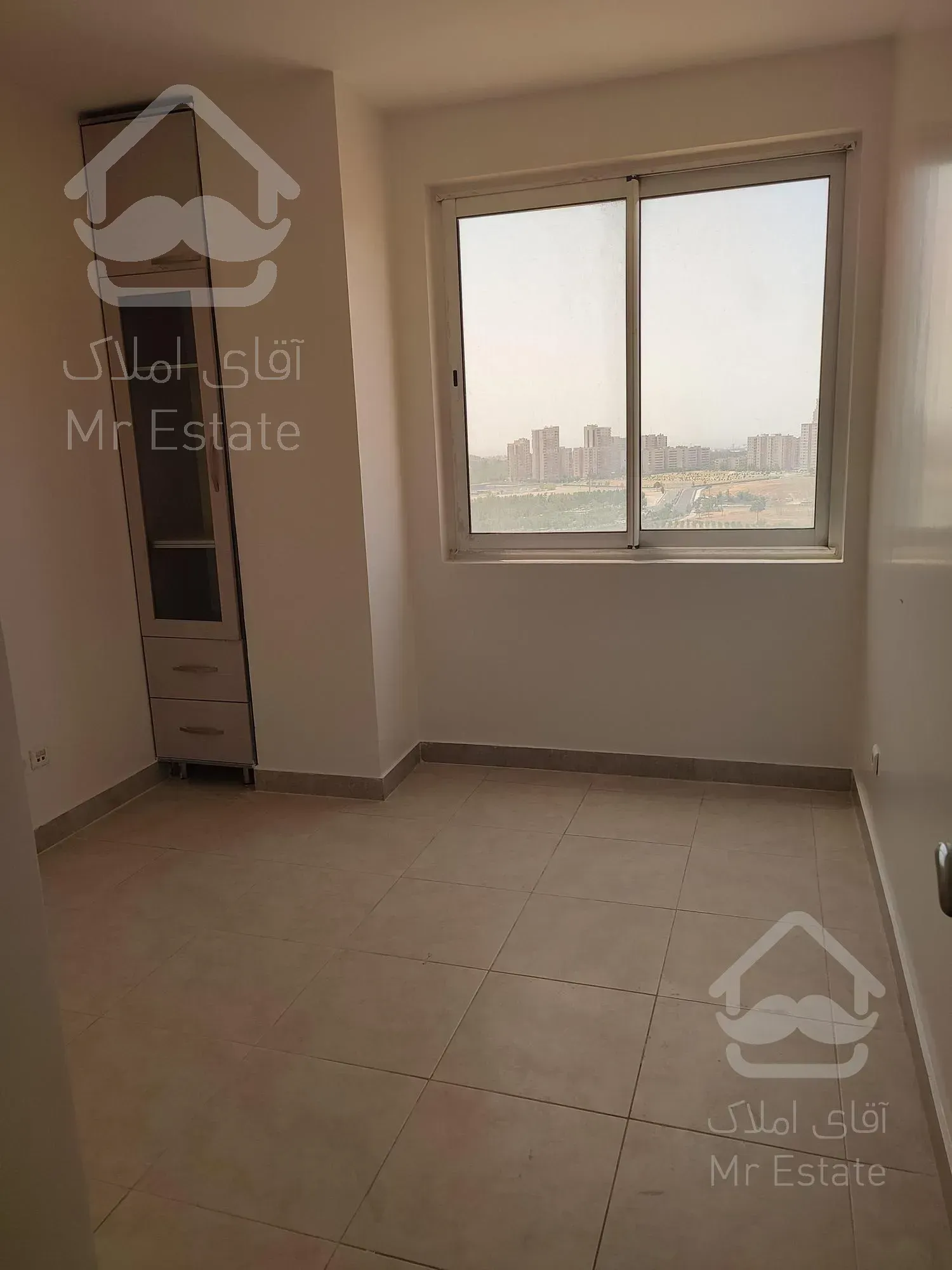 ۱۲۰متری ۳خوابه واقع با ویوی ابدی و بدون مشرف