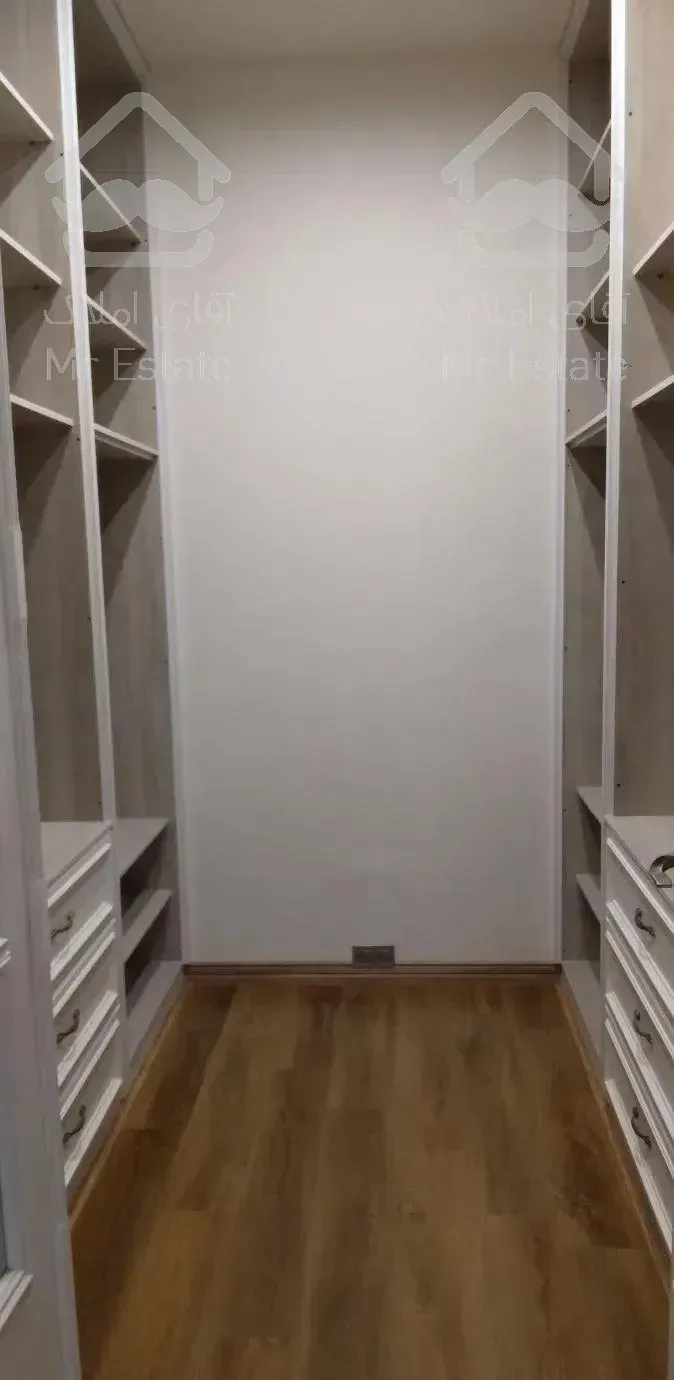 آپارتمان ۱۷۵ متری تاپ لوکیشن دروس(کلید نخورده)