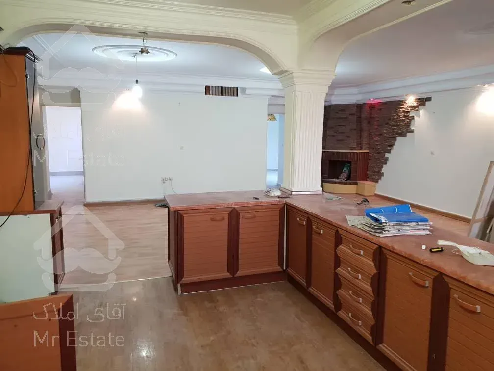 آپارتمان ۱۳۵ متری ۳ خوابه واقع در سعادت آباد