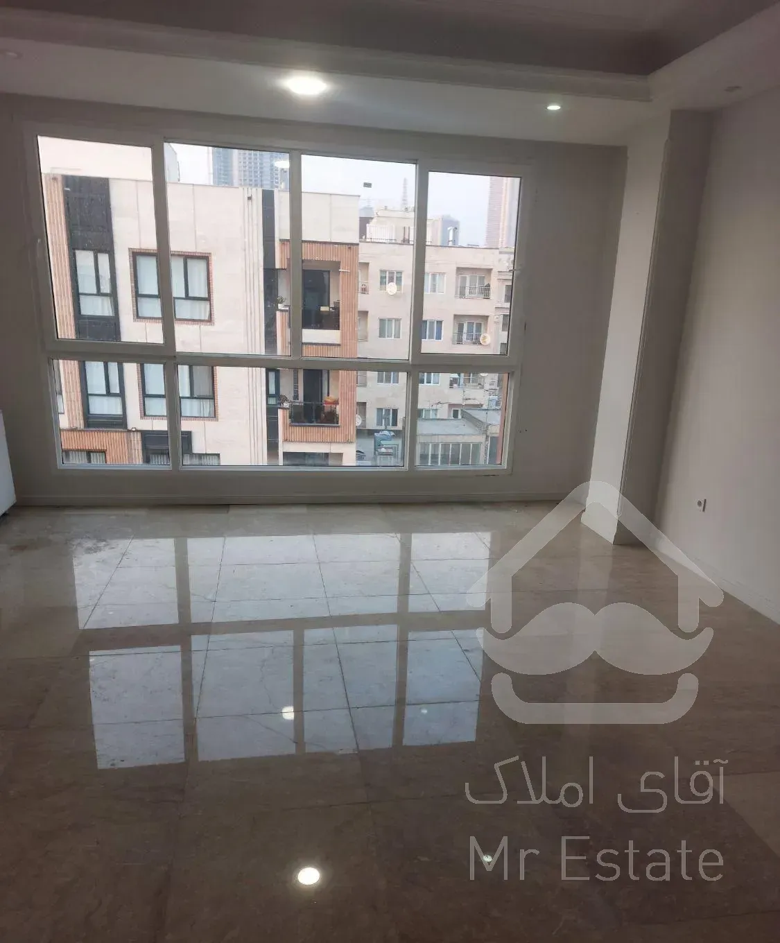 ۱۲۲ متر / ۲ خواب / شمال امیر آباد