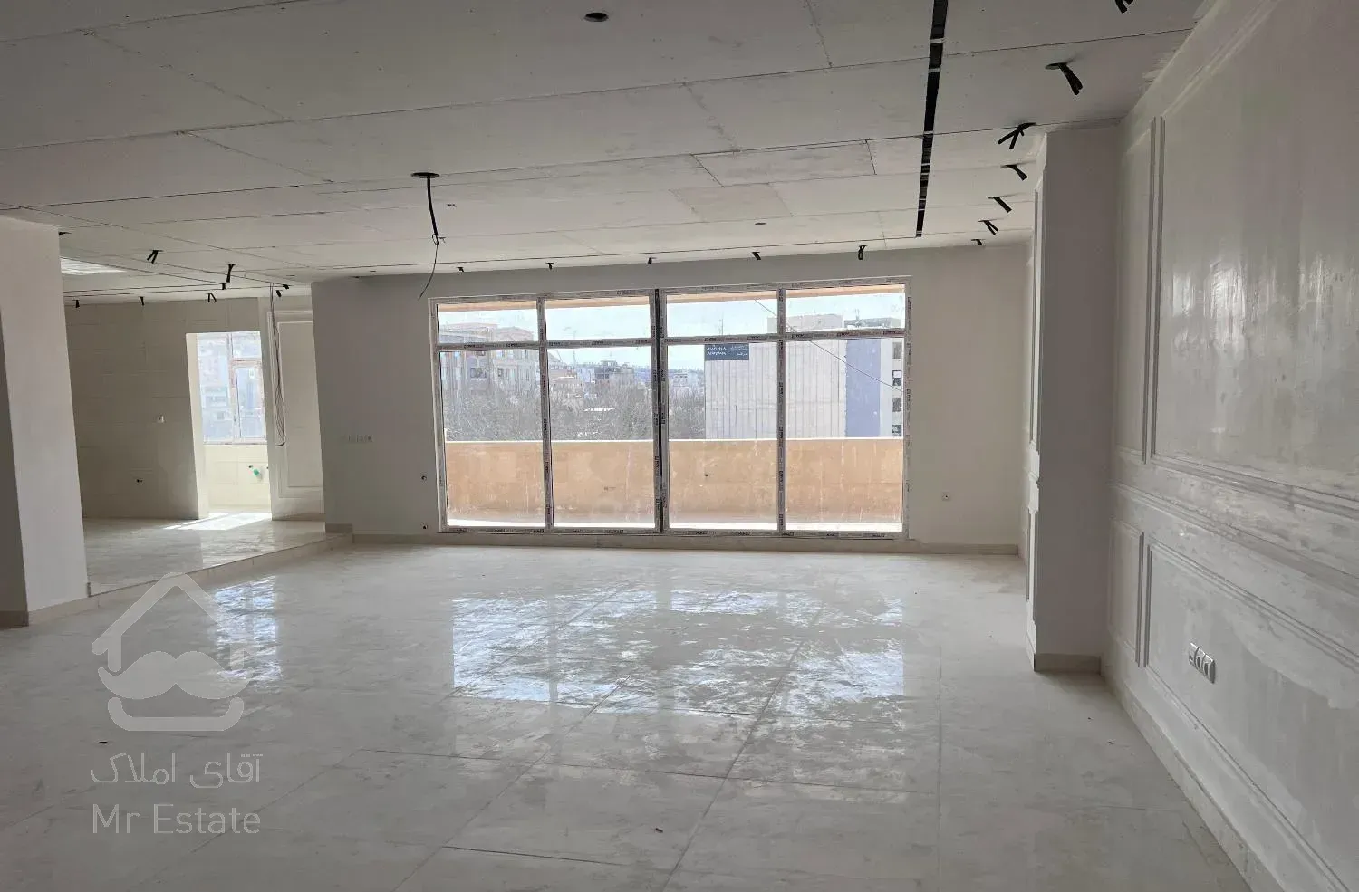 اپارتمان ۲۴۵ متری