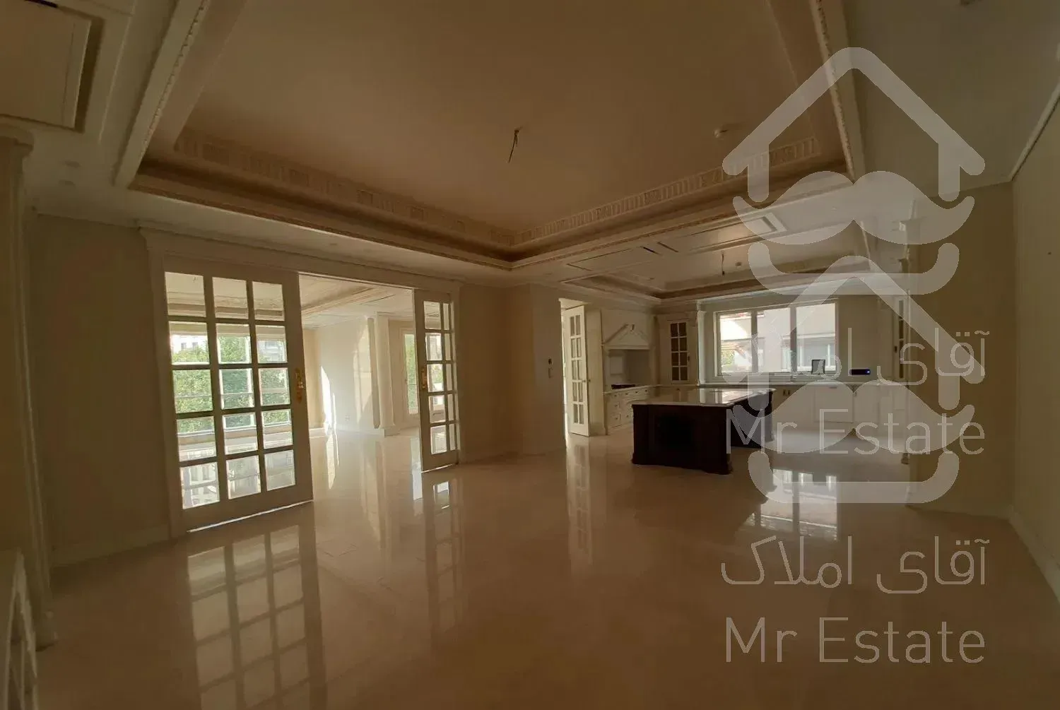 زعفرانیه (فرخ) ۴۵۰متر ، کاخ کلاسیک