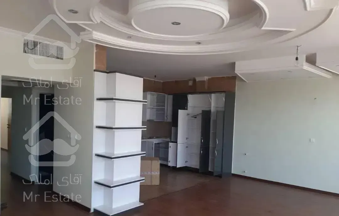 آپارتمان 160 متری جمهوری 14 چهاراه فرهنگیان