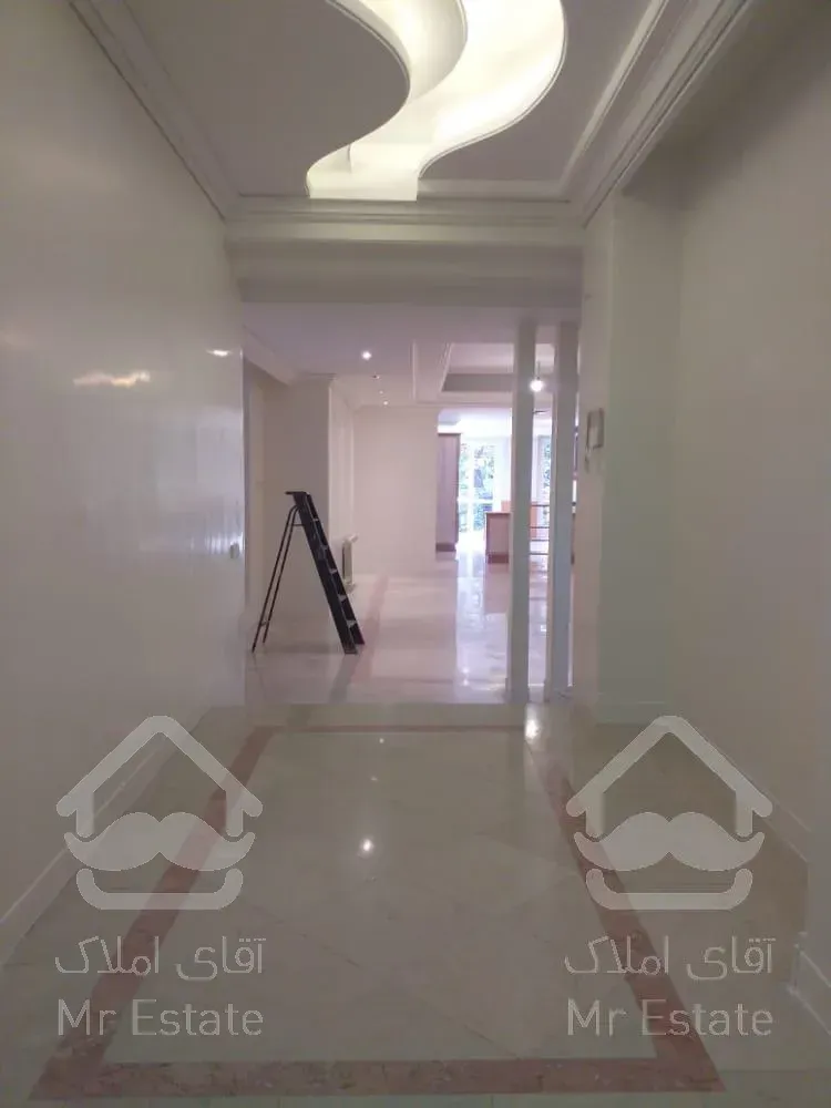 اجاره و رهن آپارتمان محمودیه 130  متر لاکچری